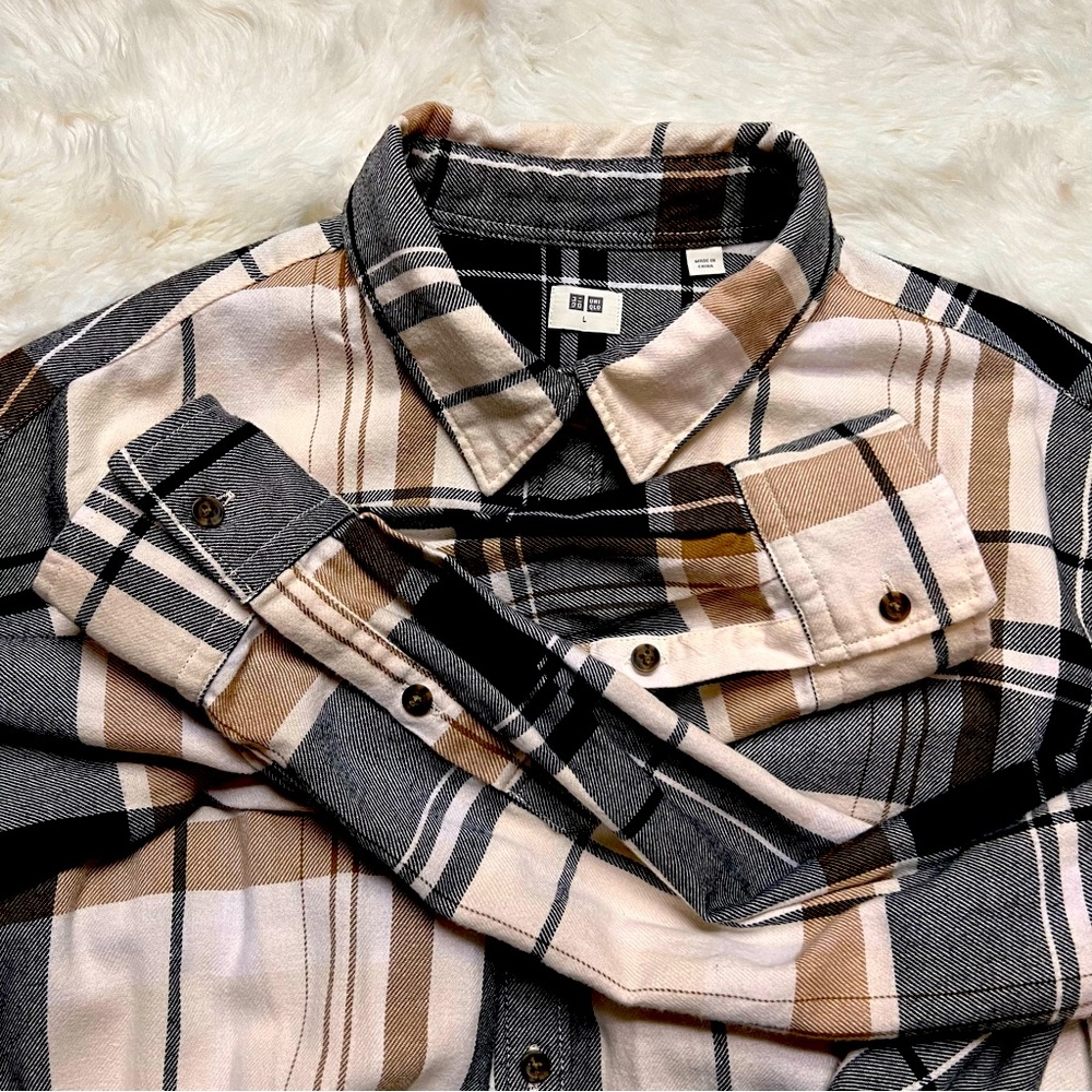 Uniqlo Long Sleeved Soft Flannel Belted Dress